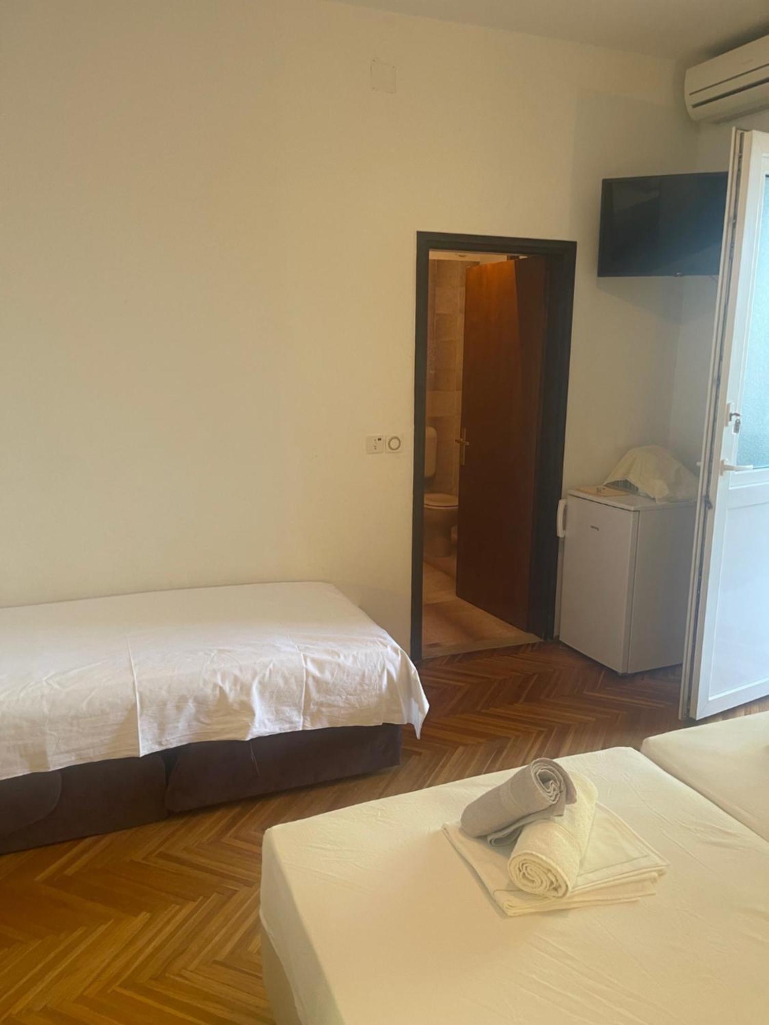 Apartments Ante أوميس المظهر الخارجي الصورة